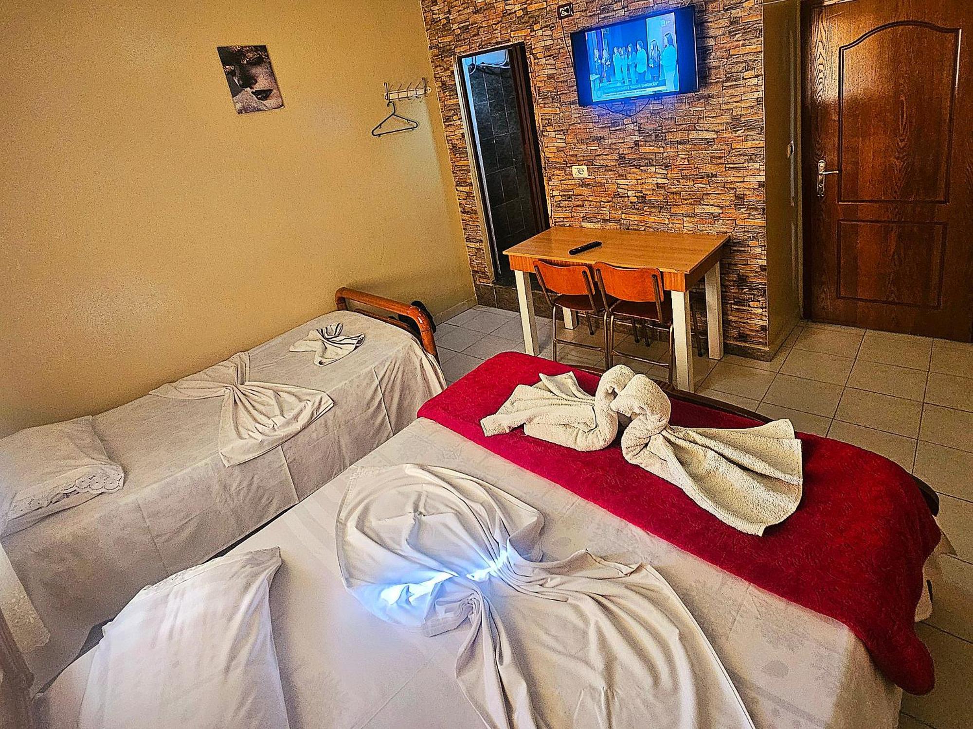 Dafina Hotel تيرانا المظهر الخارجي الصورة