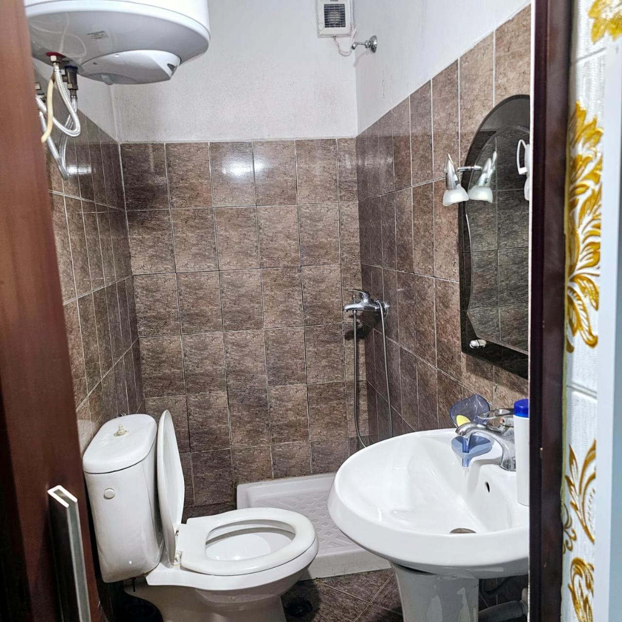 Dafina Hotel تيرانا المظهر الخارجي الصورة