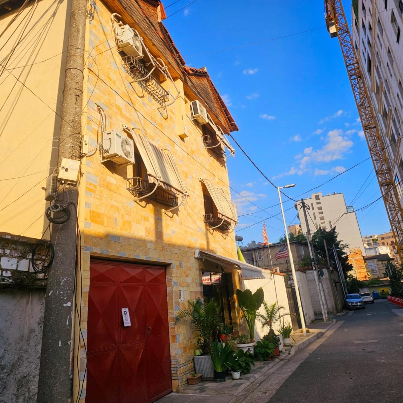 Dafina Hotel تيرانا المظهر الخارجي الصورة